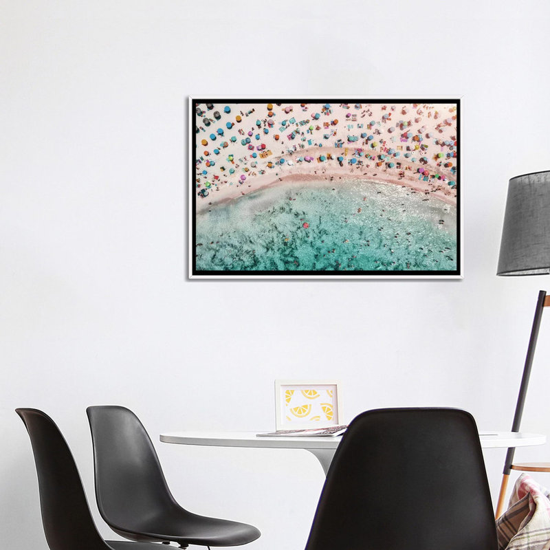 «Beachy» par Honeymoon Hotel - impression, Pas de tapis, H 26 po x l 40 po x 1,5 po, Toile blanche encadrée