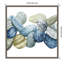 «Found Pebbles II» par Grace Popp - reproduction d'art sur cadre flottant