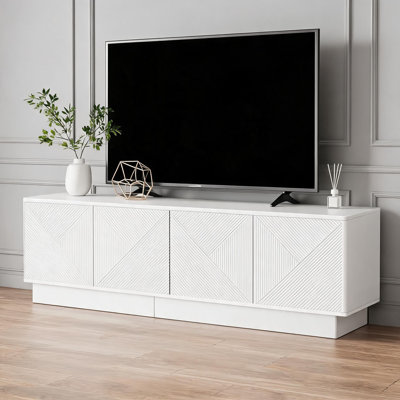 Armoire minimaliste blanche à quatre portes de style ondulé avec tablettes réglables et lumières décoratives