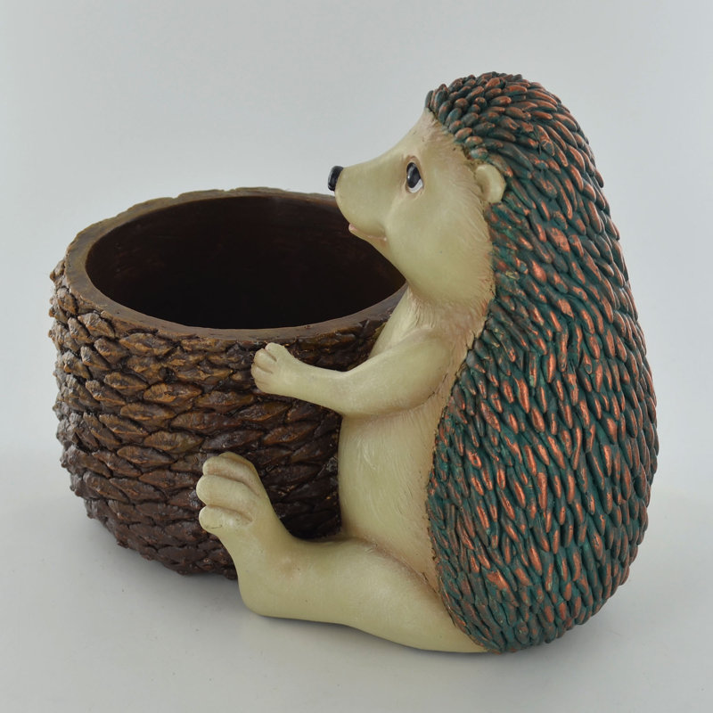 Zelma Statue Planter