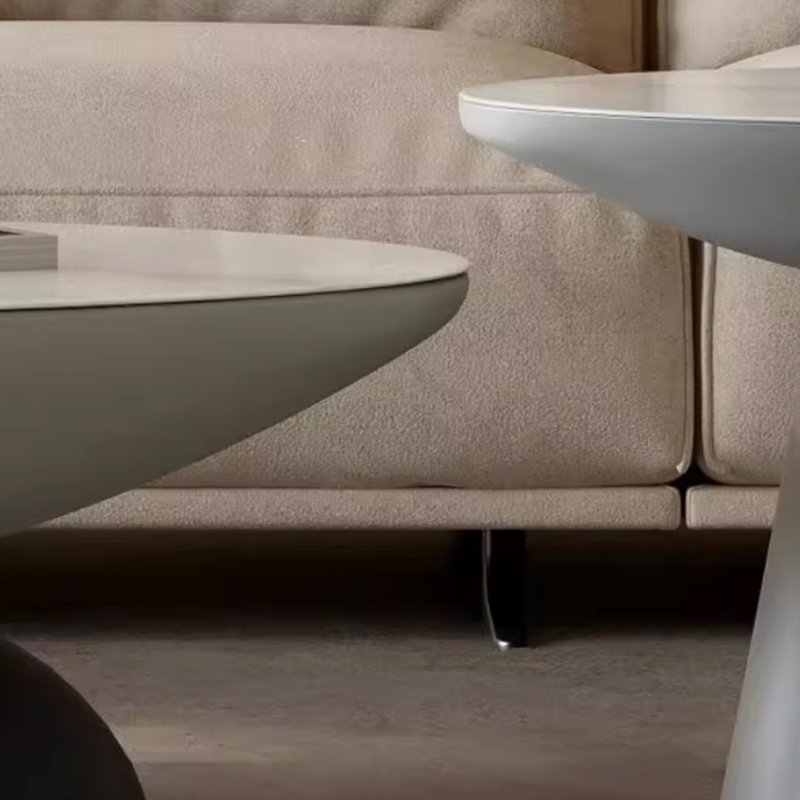 Table basse au design simple et créatif