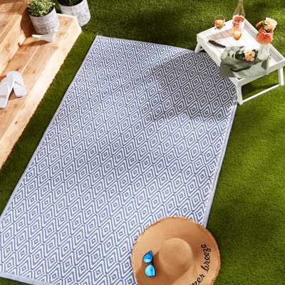 Bidle Geometric Indoor Rug