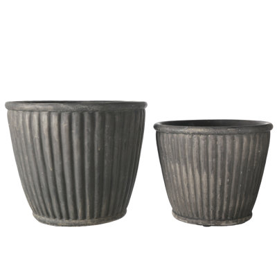 Tavernia Pot Planter