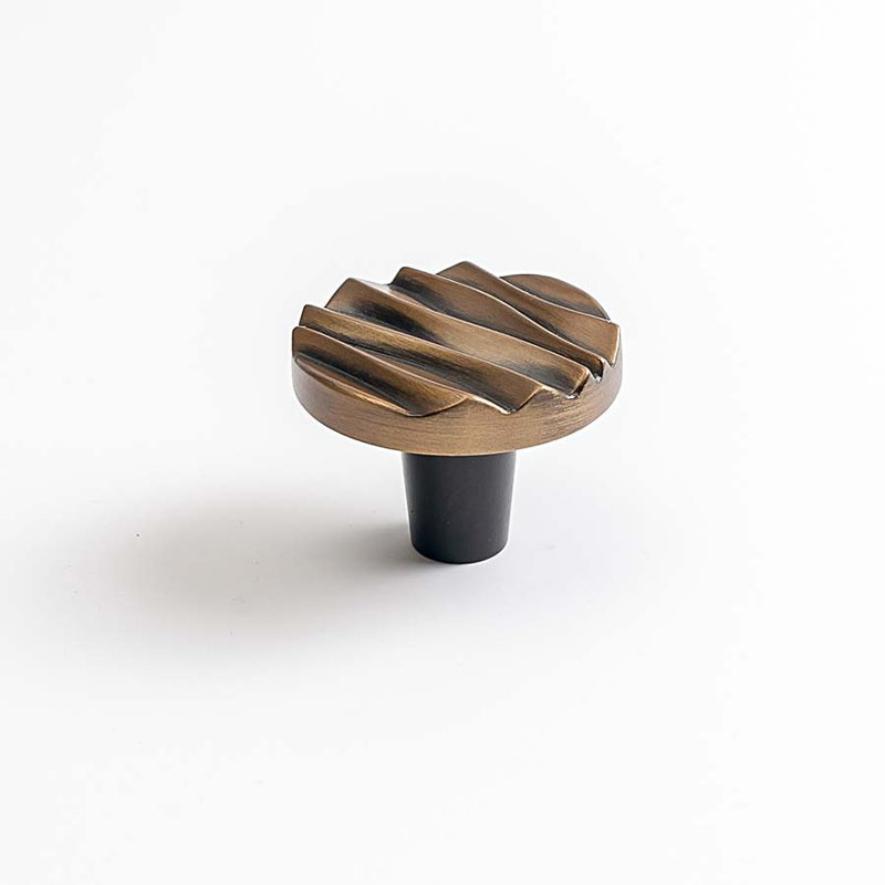 Wave 1 1/2 Diameter Round Knob, Antique Brass
