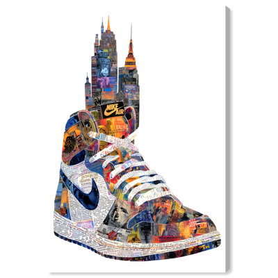 "Sneaker Collage NYC", impression sur toile par Notoriart, tendue avec châssis, 10 x 15