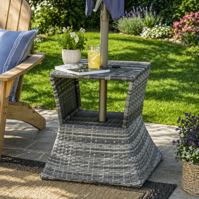 Outsunny Rattan Wicker Side Table with Umbrella Hole