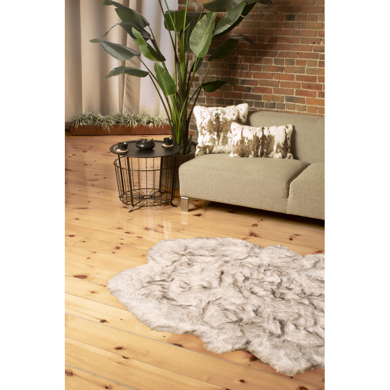 Laperle Gradient Tan Faux Sheepskin Fur Area Rug, 4' x 6'