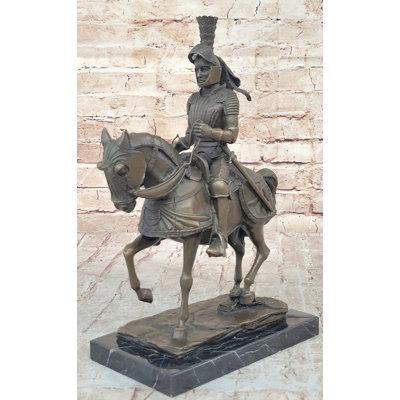 Figurines et sculptures rokeshia