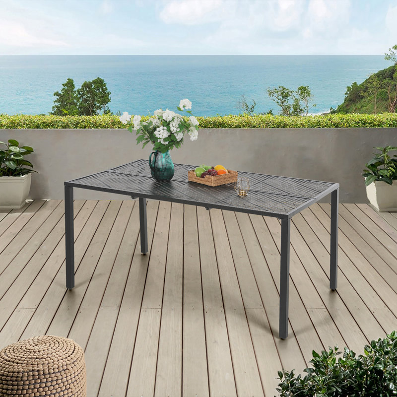 Table de salle à manger en métal