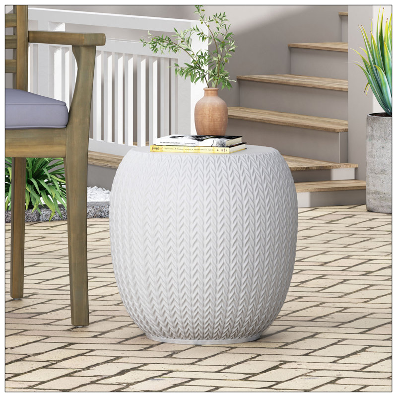 Table d'appoint d'extérieur en béton léger