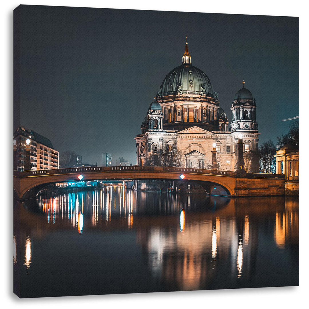 Leinwandbild Berliner Dom an der Spree bei Nacht