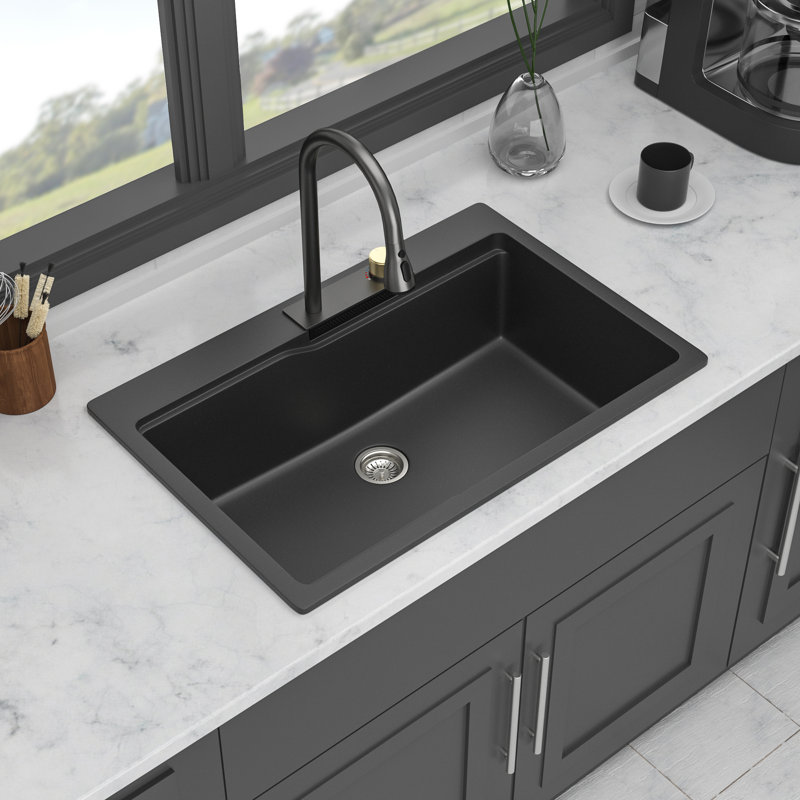 Évier de cuisine à fixation en cascade avec robinet rétractable 33 po x 22 po x 10 po en granite composite blanc, Blanc