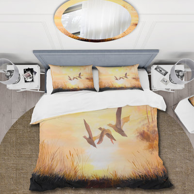 Three Cranes Flying Through Sunset - Ensemble de housse de couette traditionnel - Polyester en microfibre