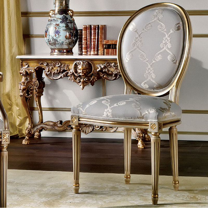 Upholstered Side Chair in Gray