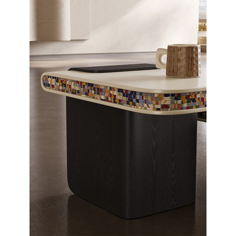 Table basse de style moderne et minimaliste