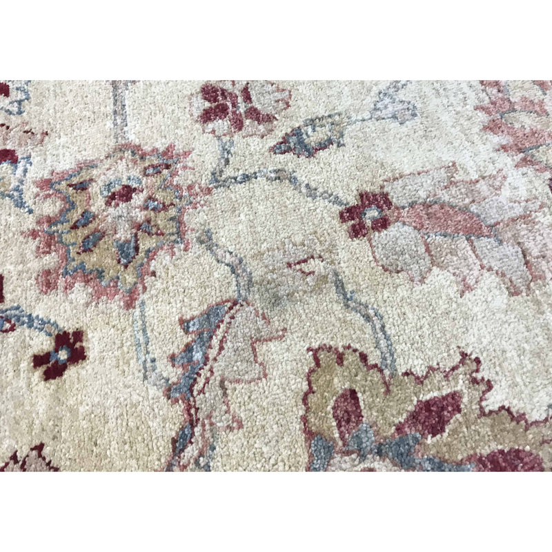 Hand-Knotted High-Quality Beige Area Rug