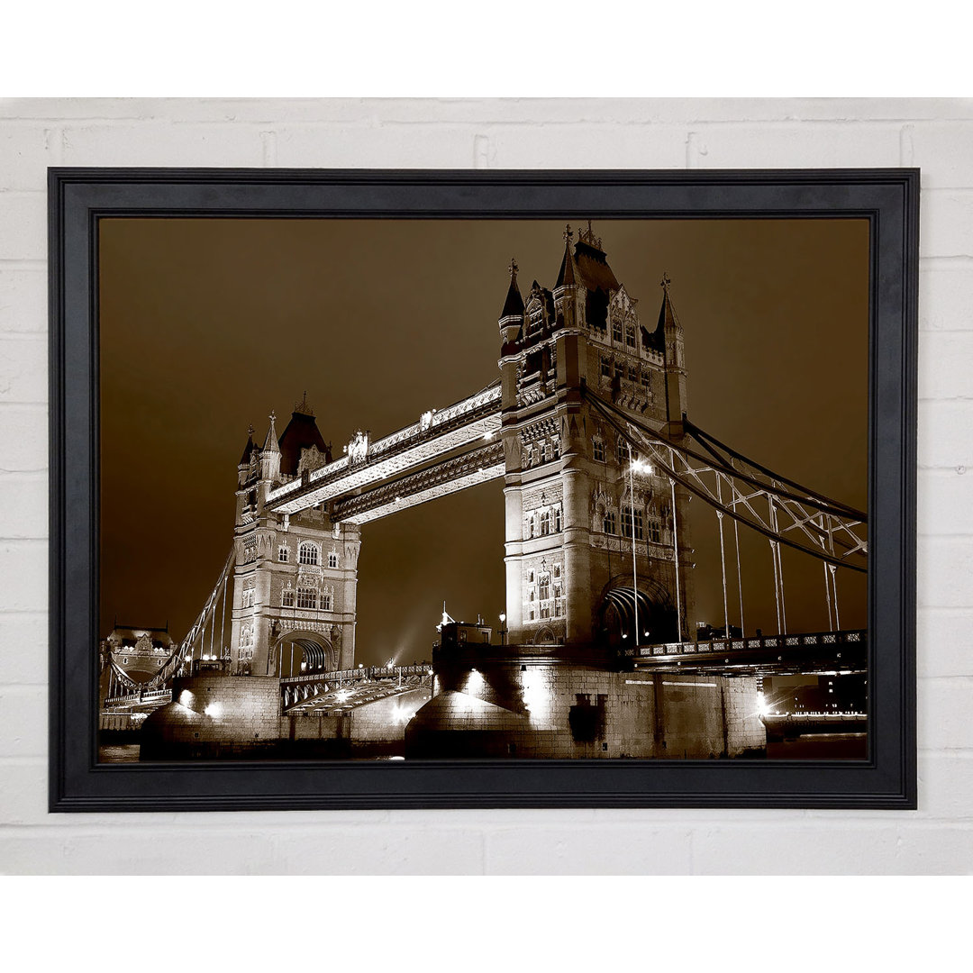 London Bridge Chocolate Skys Gerahmter Druck