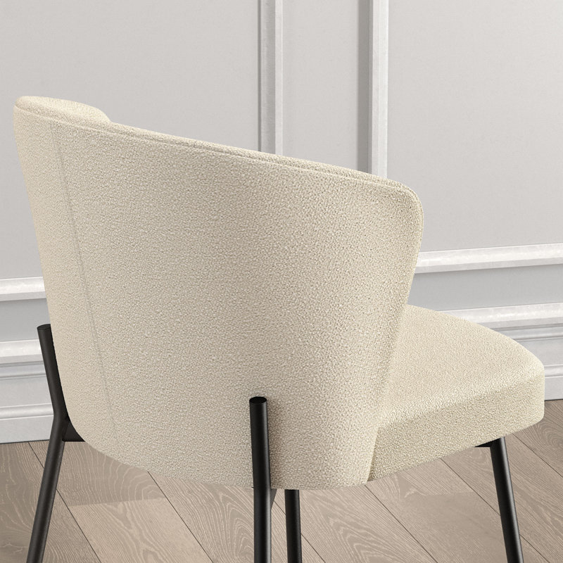 Chaise rembourrée Julks, Crème, Noir