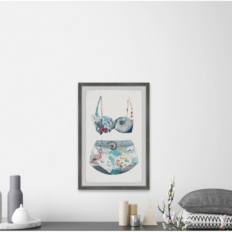 «Flamingo Shell Swimsuit» par Parvez Taj - peinture encadrée, H 18 po x l 12 po x P 1,5 po