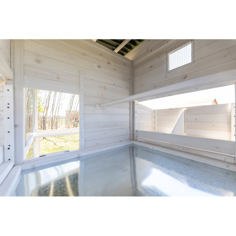 Poulailler 3096 pieds carrés avec nichoir