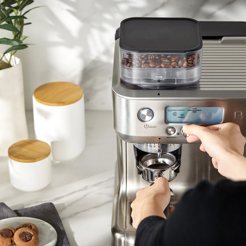 Machine à expresso tout-en-un avec écran ACL 5700PRO de Casabrew