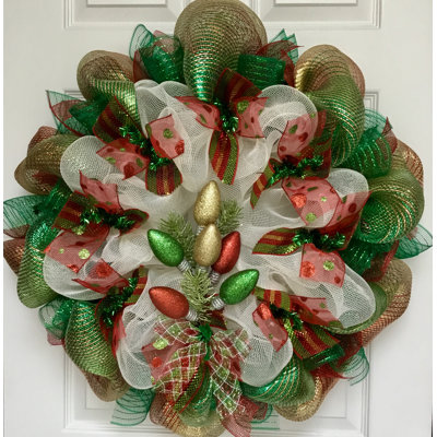 Christmas Wreath With Bouquet of Holiday Lights
