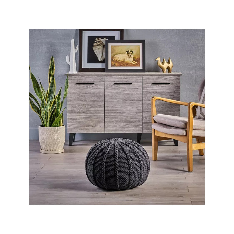 Pouf tricoté