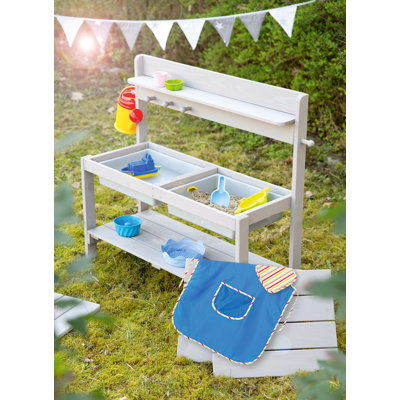 Fun Outdoor Kitchen Set
