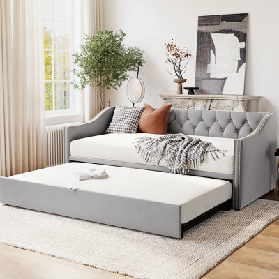 Lit de jour simple rembourré gris avec lit gigogne pratique pour tout endroit - répond à de multiples besoins, sans fondation