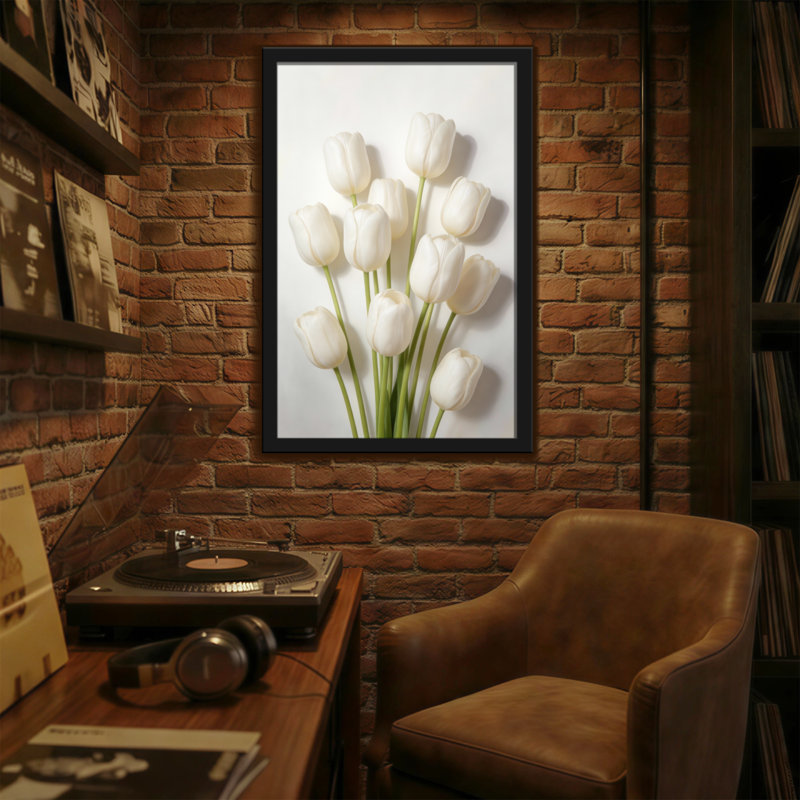 Plantes et fleurs, tulipes blanches sur fond clair, H 18 po x l 12 po