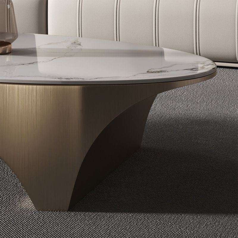 Table basse Modern, H 16,5 po x L 54,3 po x l 27,6 po, Doré