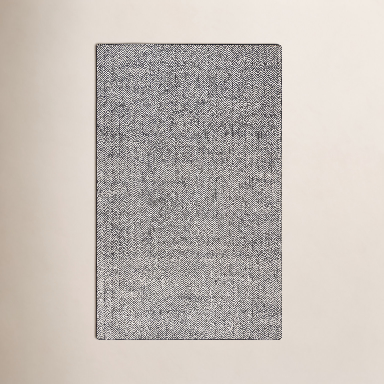 Rita Black White Hand-Woven Chevron Wool Rug, Rectangle 3' x 5'