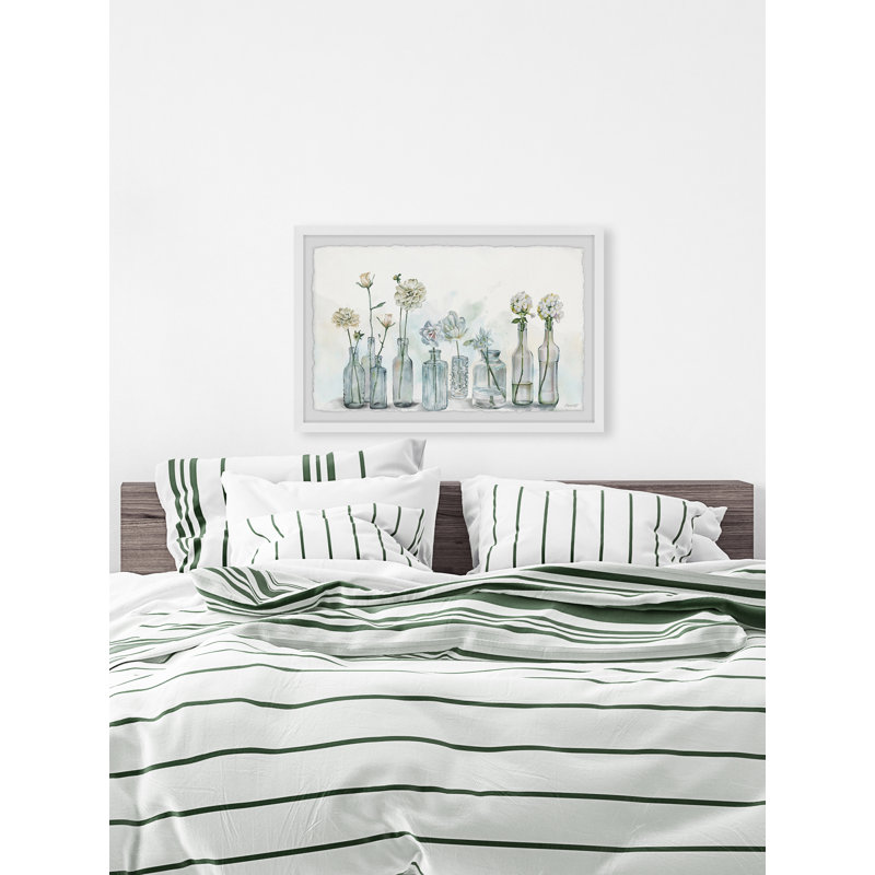 White Petaled Flowers - Single Picture Frame Painting, 41 cm H x 61 cm W