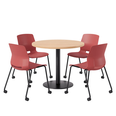 Ensemble repas pour quatre personnes