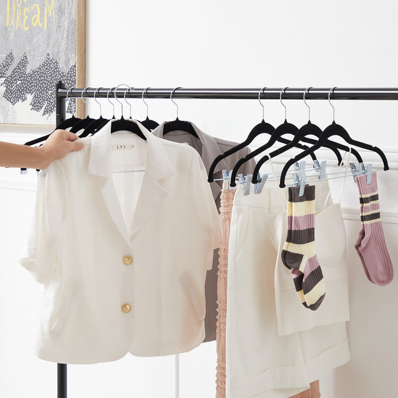 Mandisha Velvet Non-Slip Hangers With Clips for Skirt/Pants, Black