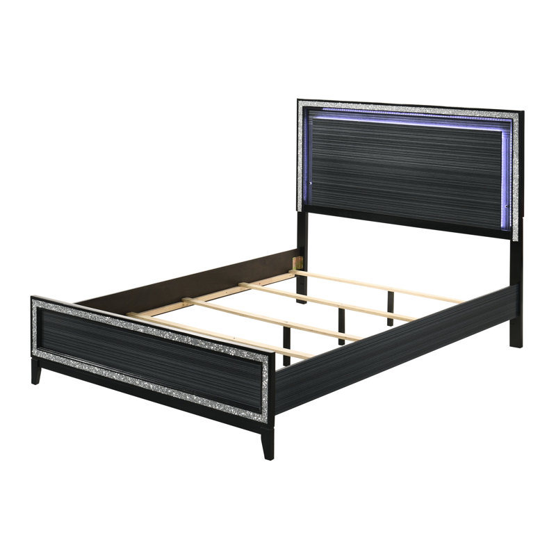 Grand lit à DEL avec finition noire vieillie - fabrication en bois, capacité de poids de 660 lb, conception élégante avec éclairage intégré et garniture argentée