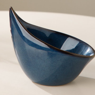 a resin Herb Stripper Bowl