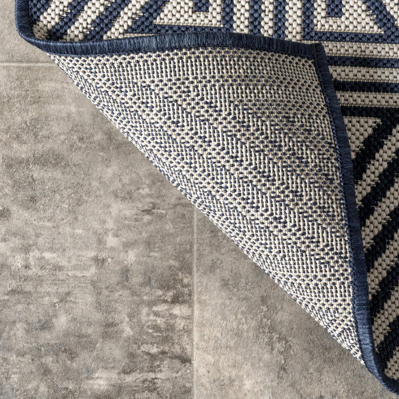 Tapis intérieur / extérieur à motif géométrique pour terrasse Roxie, bleu marine / ivoire, Rectangle 5 pi x 8 pi