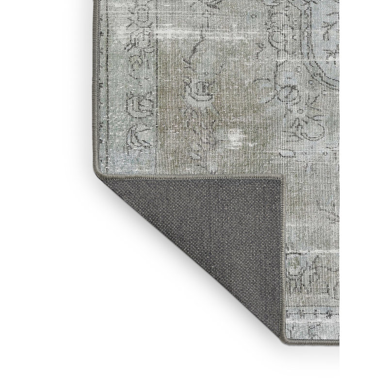 Vanness Wool Oriental Indoor Rug, Rectangle 2' x 3'