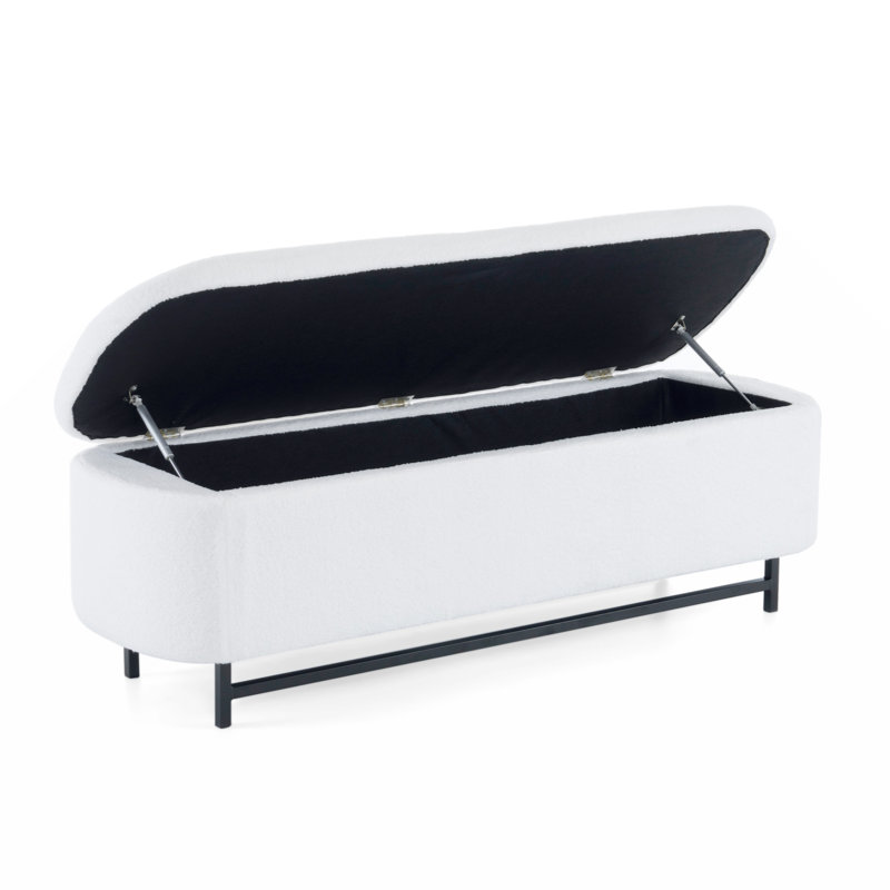 Elegant Ottoman With Spacious Storage Function