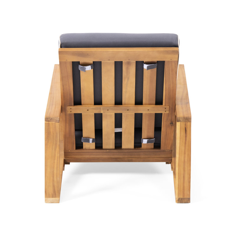 Fauteuil club contemporain en bois avec coussins de meubles recouverts d'eau et inclinés