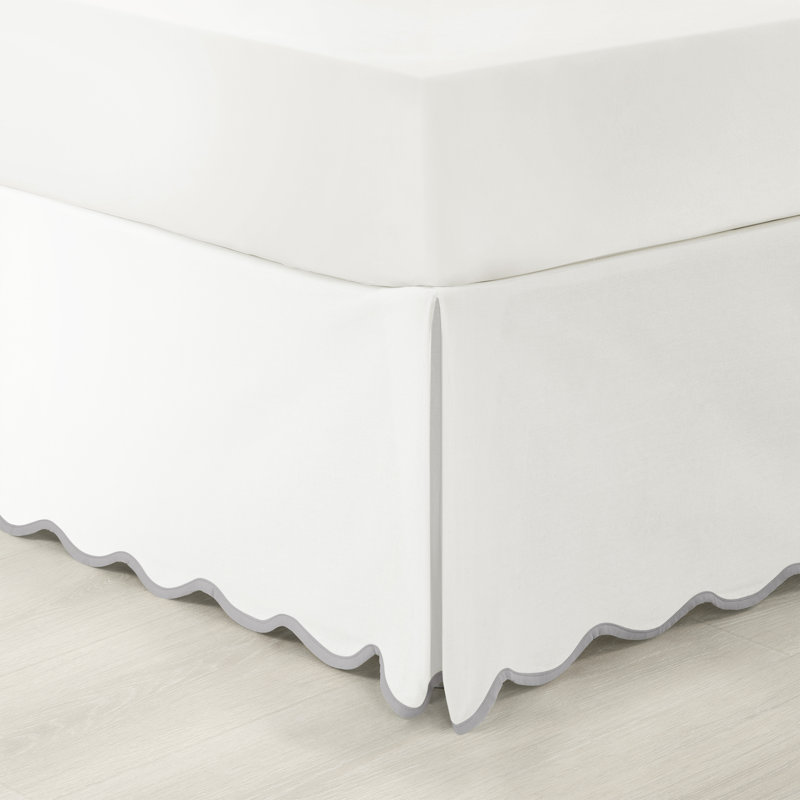 King White Coastal Scallop Edge Bed Skirt