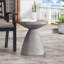 Table d'appoint d'extérieur en béton léger