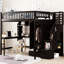 Lit mezzanine double avec éléments complets. Bibliothèque, tiroirs, bureau et garde-robe. Fabrication en bois de pin massif pour la durabilité. Conception inspirée de la maisonnette. Clôture en forme. L 94,4 po x l 57 po x H 72 po