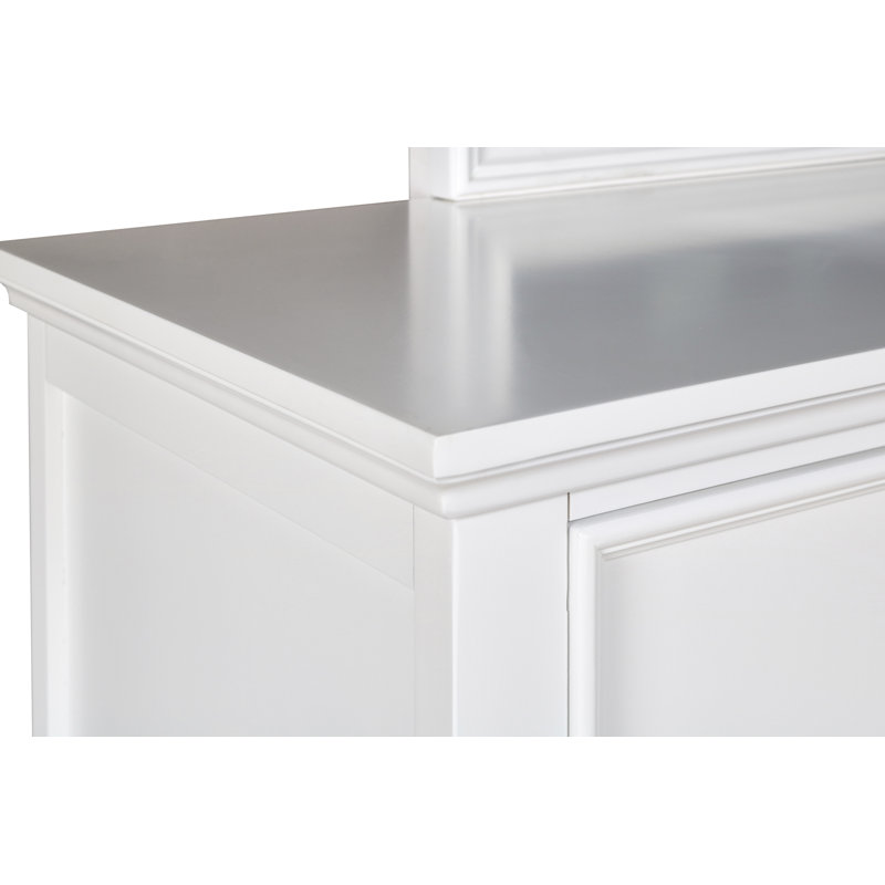 Gilpin 8 - Drawer Dresser, White