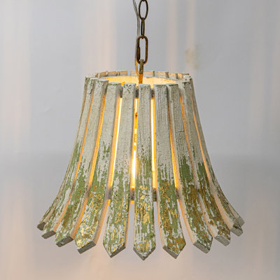 Luminaire suspendu rustique avec finition vieillie, abat-jour d'inspiration rétro