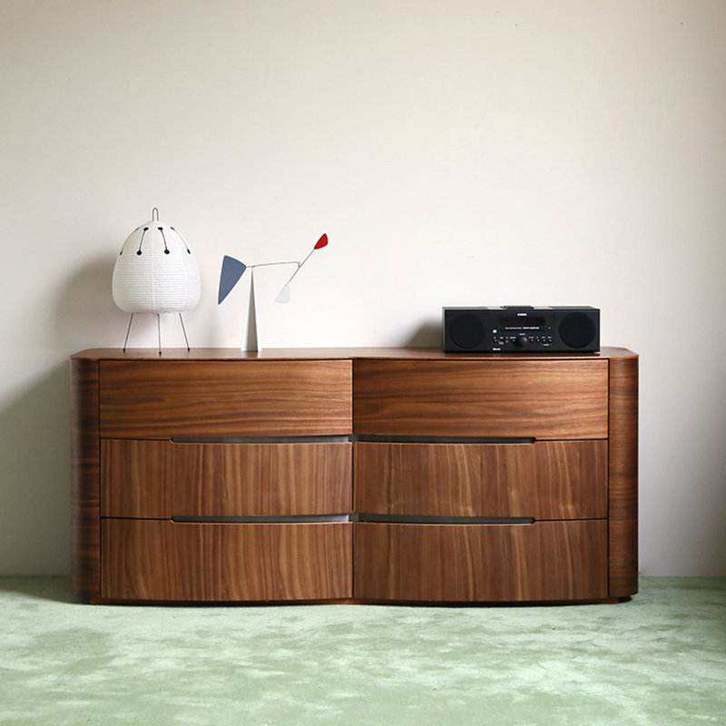 Buffet de luxe nordique de style rétro