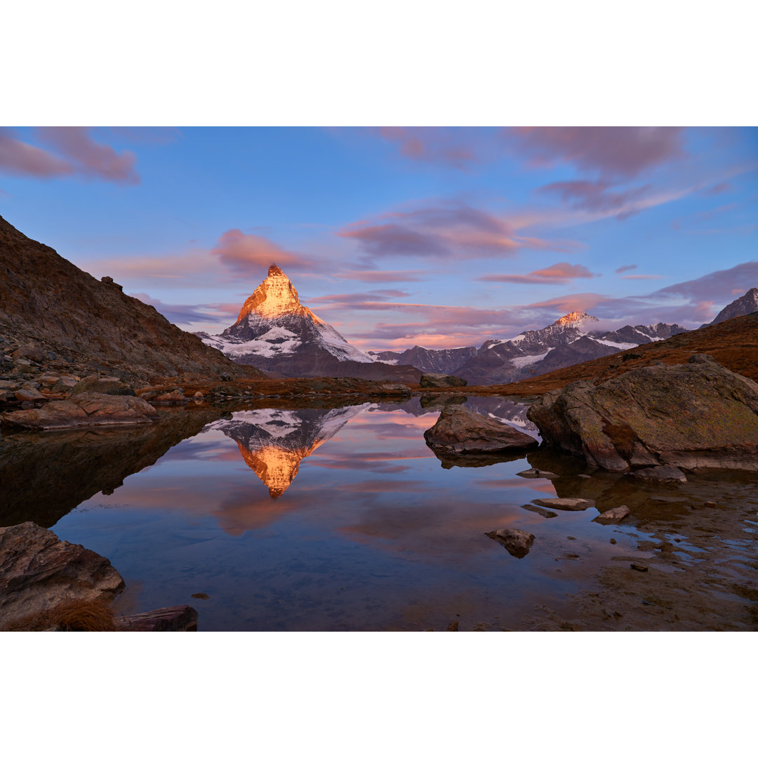 Schweizer Alpen von Zorazhuang - Kunstdrucke auf Leinwand