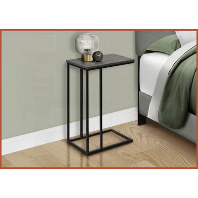Table basse en stratifié gris peu encombrante, table d'appoint en métal noir en forme de C pour le salon et amp; Chambre à coucher