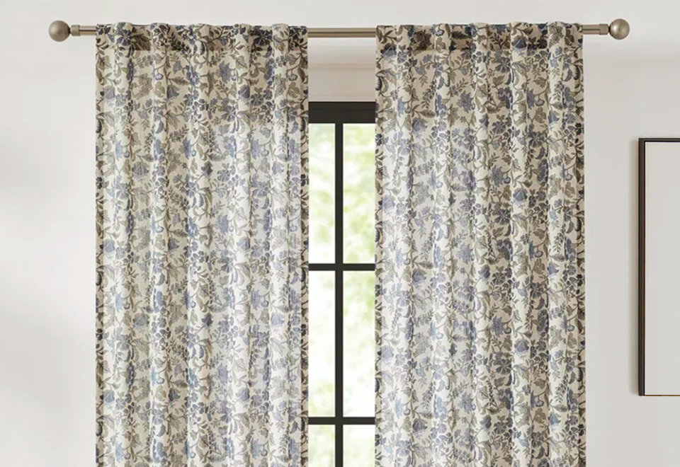 Elegant curtains to welcome in the light and warmth of the season.
